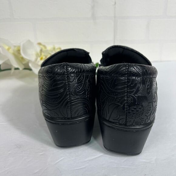 Baretraps womens Clogs size 8.5 Black - Picture 11 of 13